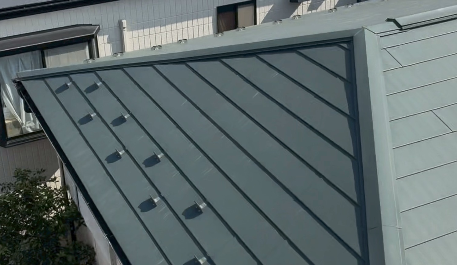 比較的綺麗なガルバリウム屋根